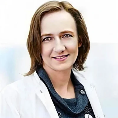 dr n. med. Kornelia Tomaszewska<br>ginekolog – położnik<br>współwłaściciel